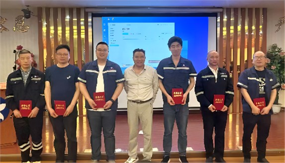 娄底DB官方网站实业举行“四化”管理经验交流演讲比赛